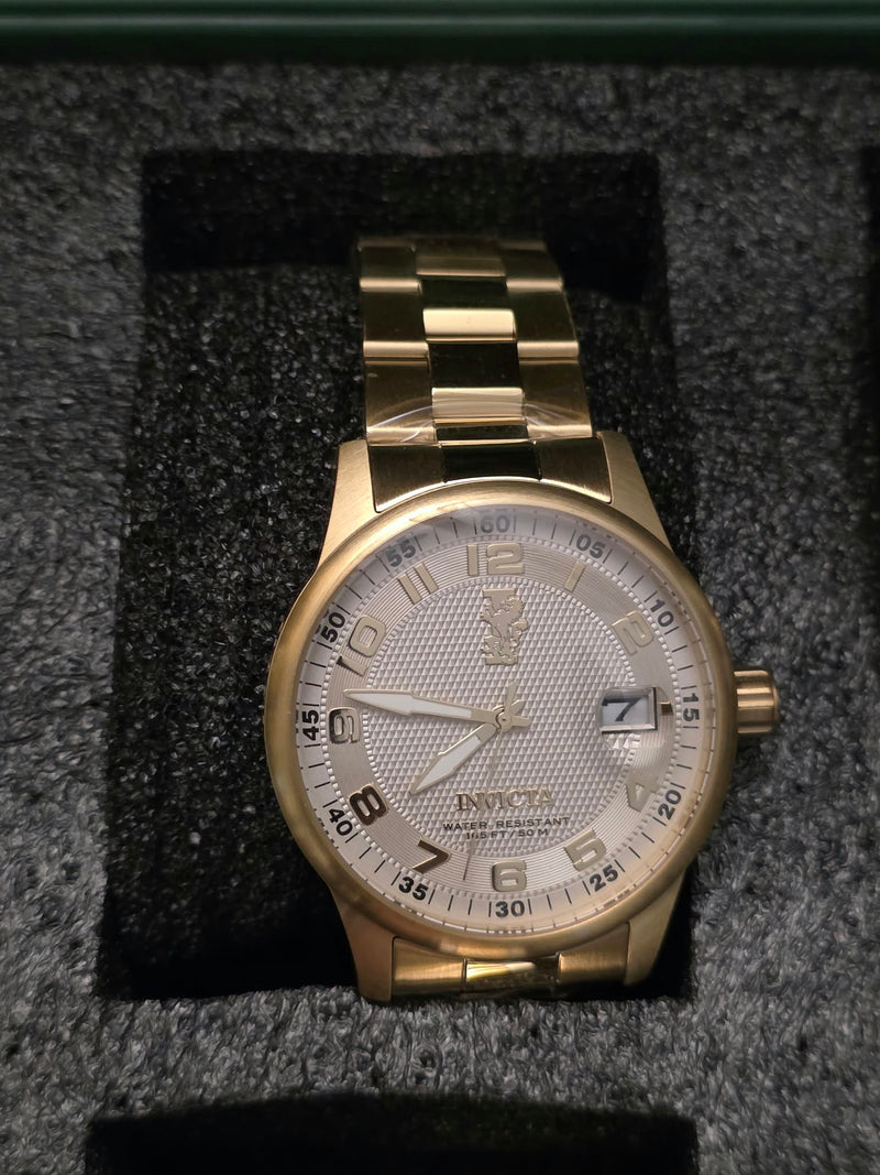 Invicta Classic Quartz 50M - Gold & Cream